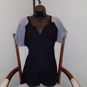 Rue21 black and grey tee